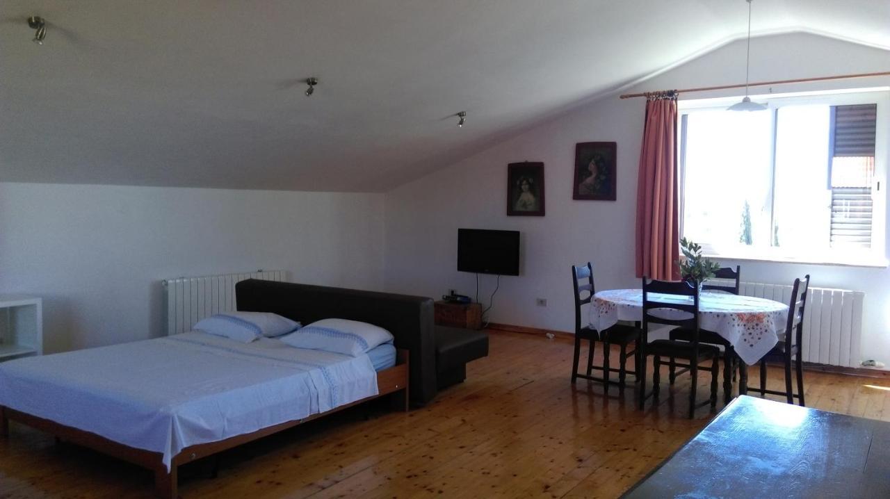 Apartment Elinor 2 Rovinj Exterior foto